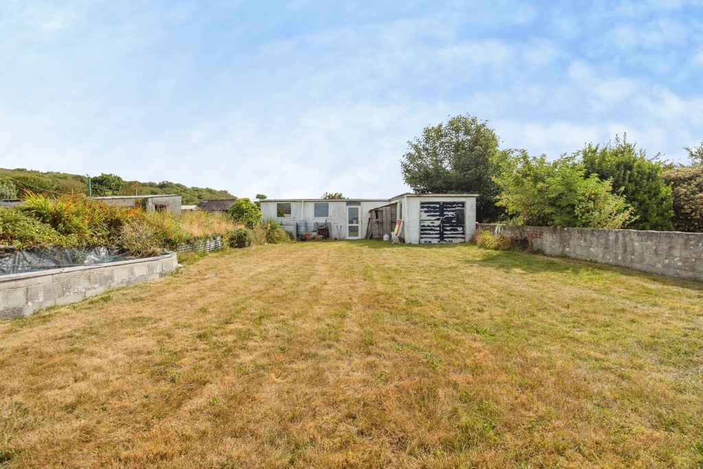 Property photo 3 of 19 Pbox-Img.Jpg