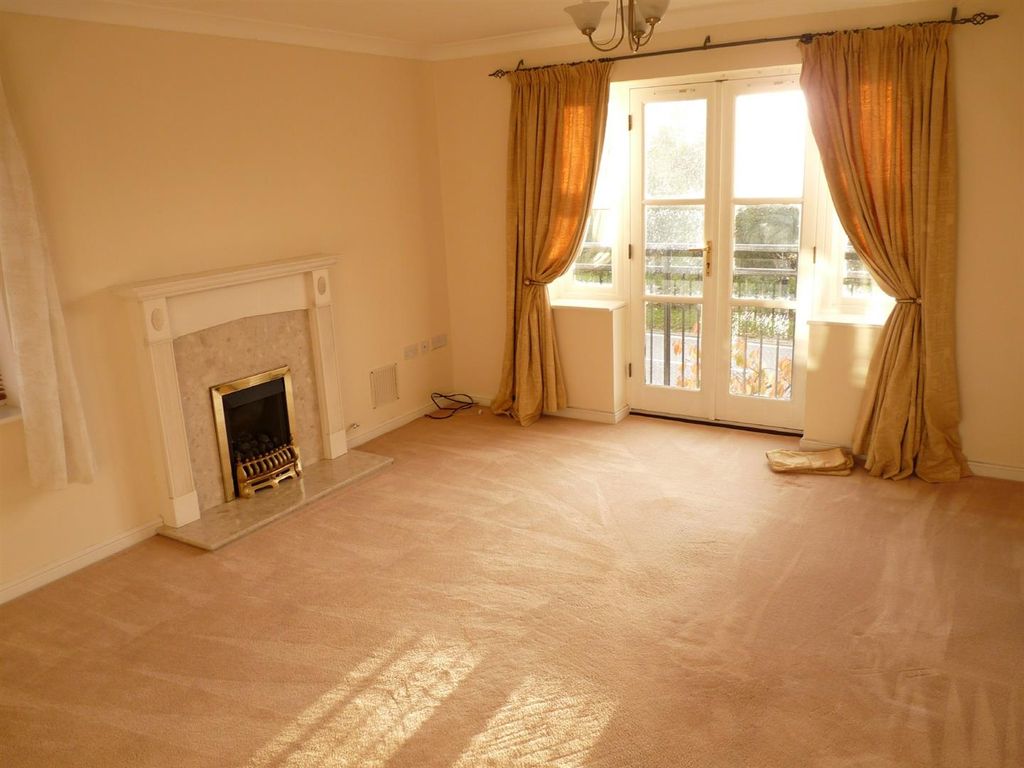 Property photo 3 of 9