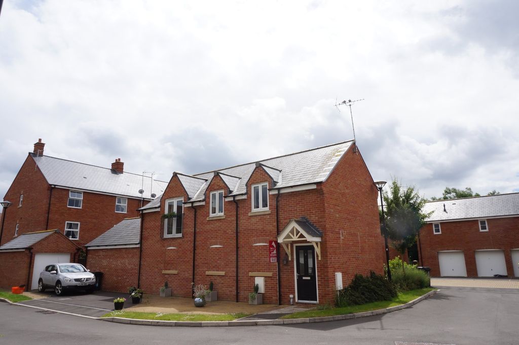 Property photo 1 of 5