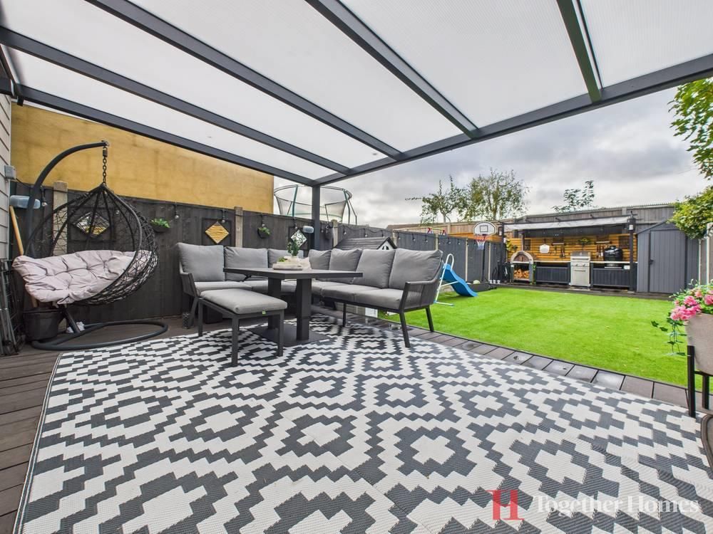 Property photo 2 of 20 Outdoor Area