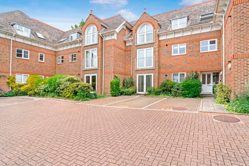 Property photo 1 of 6