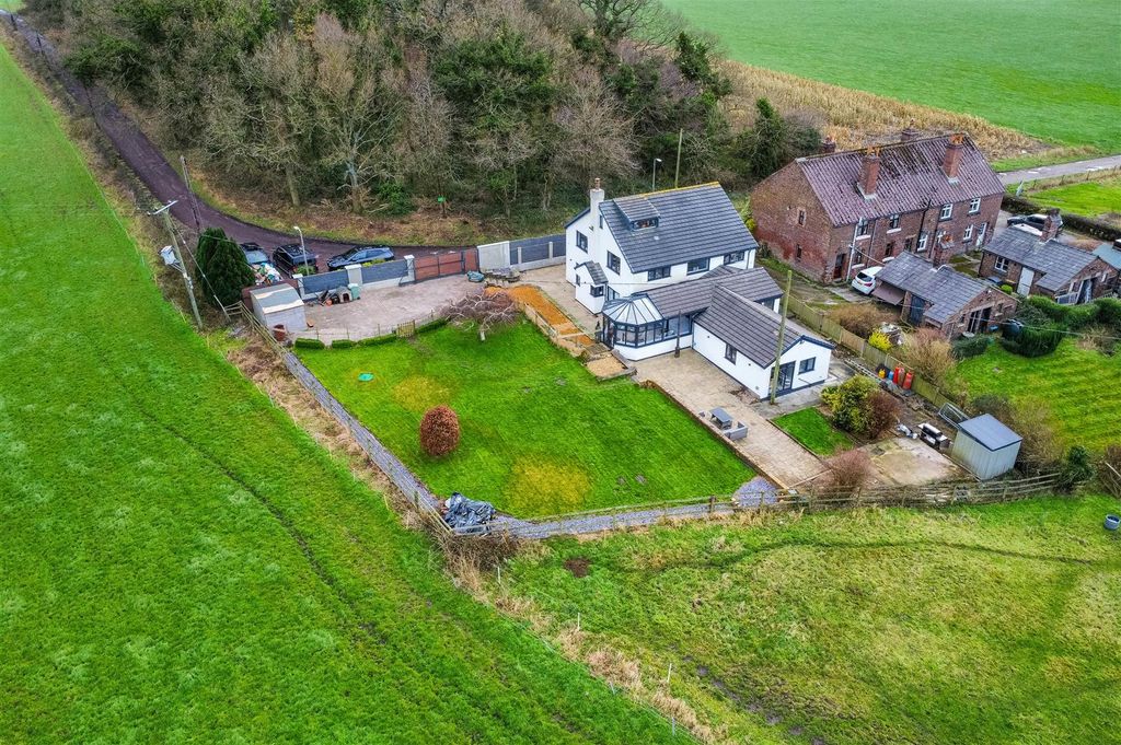Property photo 2 of 43 Dji_Fly_20241209_125354_230_1733748912488_Photo_Op