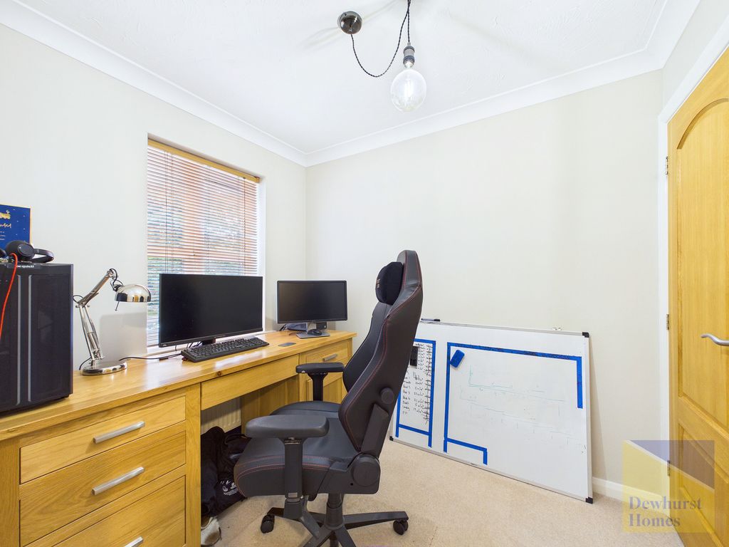 Property photo 3 of 27