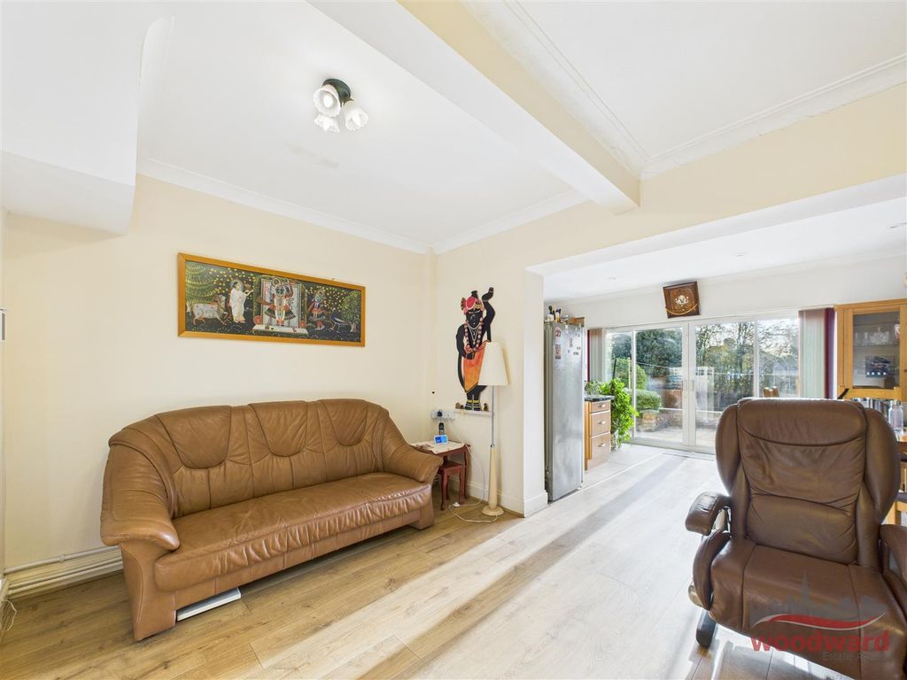 Property photo 3 of 23 Living Room