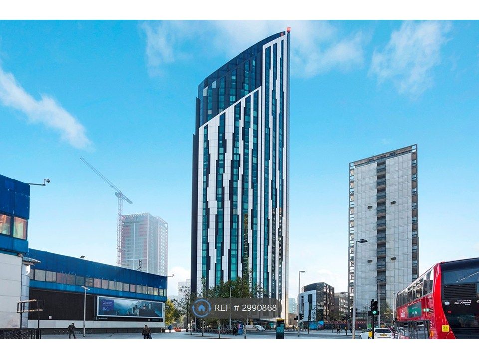 Property photo 2 of 6 Strata Building