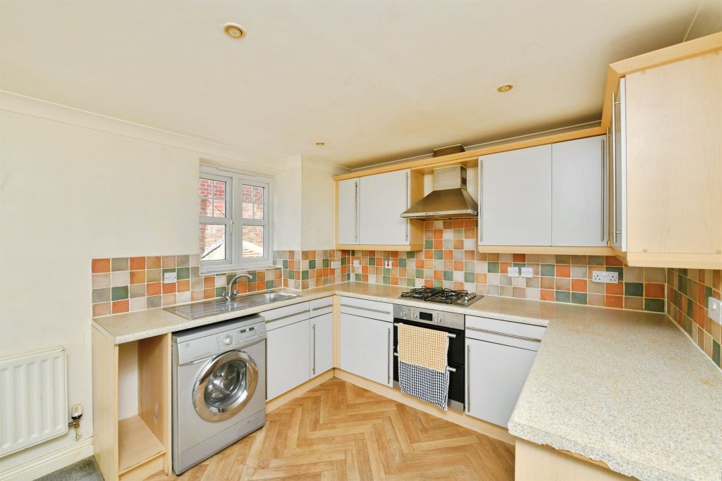 Property photo 3 of 16