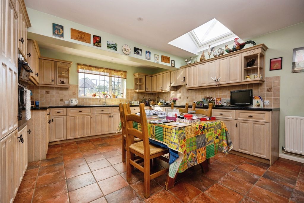 Property photo 3 of 17 Photo