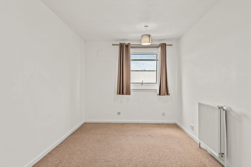 Additional image 12 of 2 bed maisonette for saleYork Lane, Grangemouth FK3