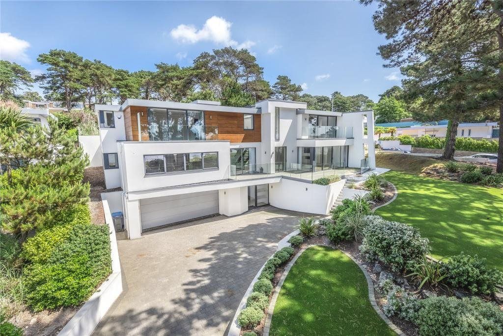 Property photo 1 of 14 External - Shore