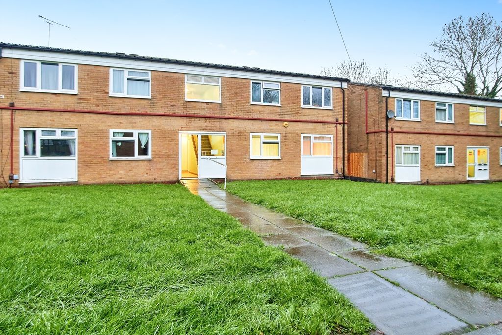 Property photo 2 of 20 Front