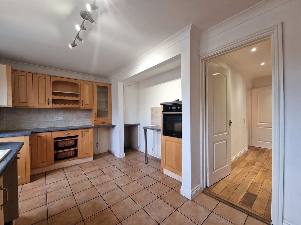 Property photo 3 of 11 Picture No. 09