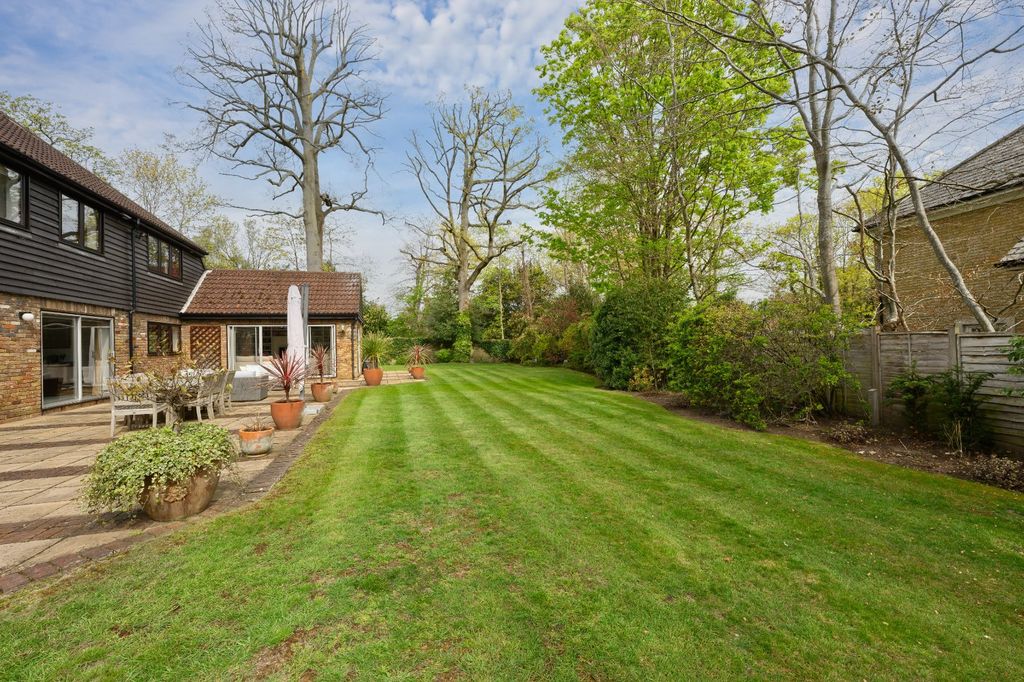 Additional image 21 of 5 bed detached house for saleMartineau Close, Esher, Surrey KT10