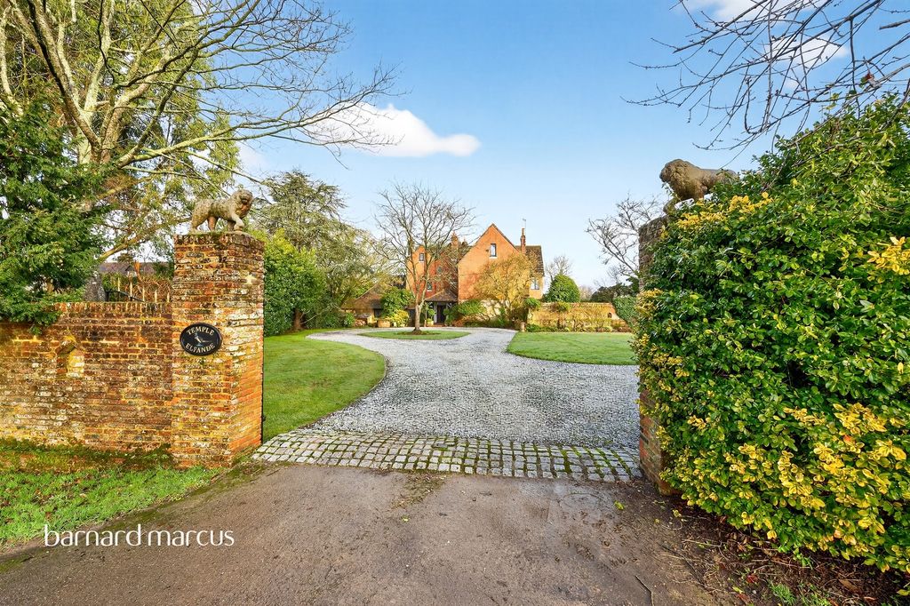 Property photo 1 of 29