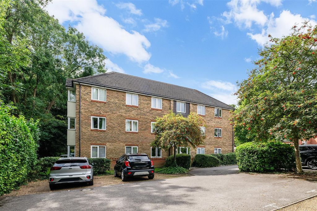 Property photo 1 of 19 Sevenoaks Close, 35- (19).Jpg