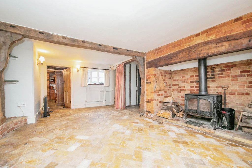 Property photo 3 of 21