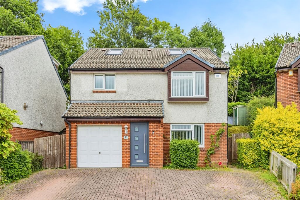 Property photo 1 of 17