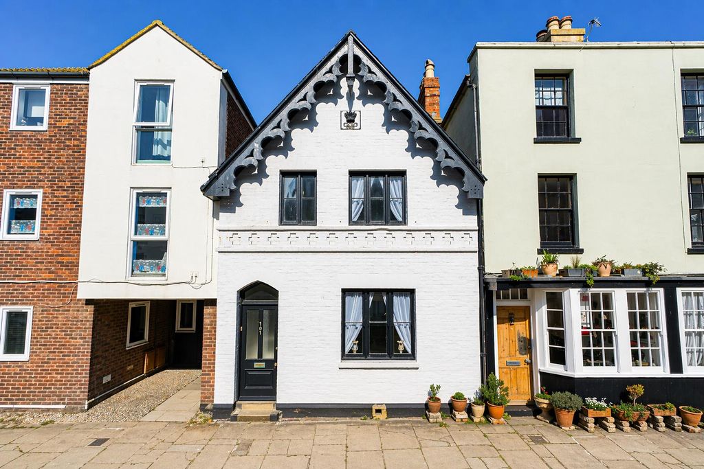 Property photo 1 of 15 267Fd4ee-13Ef-4F29-Ae86-5d348E9ee9B4.Png