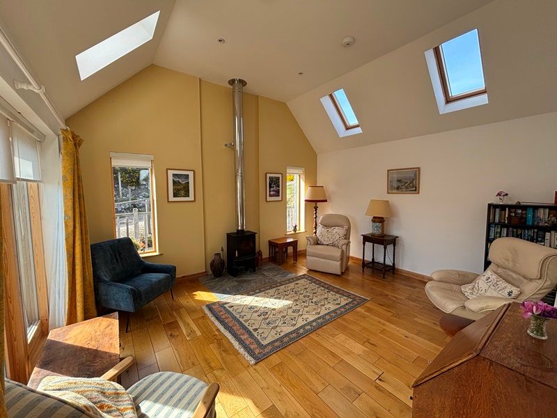 Property photo 2 of 30