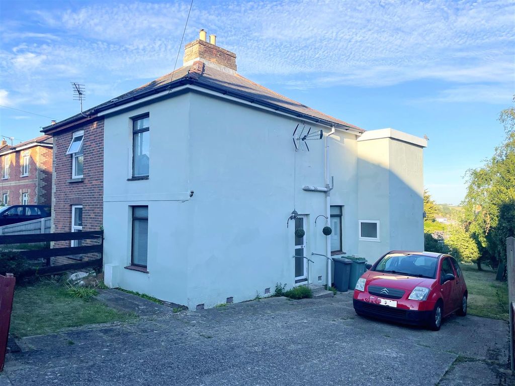 Property photo 1 of 9 2.Jpg