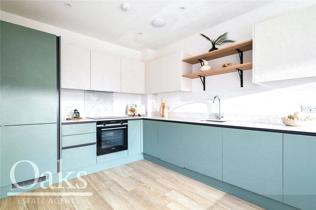 Property photo 2 of 30 Picture No. 04