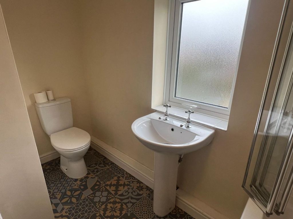 Additional image 8 of 3 bed semi-detached house to rentBryn Mawr Road, Holywell CH8