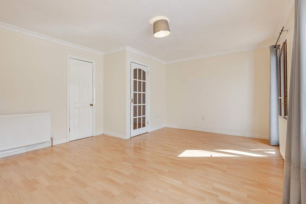Property photo 3 of 31