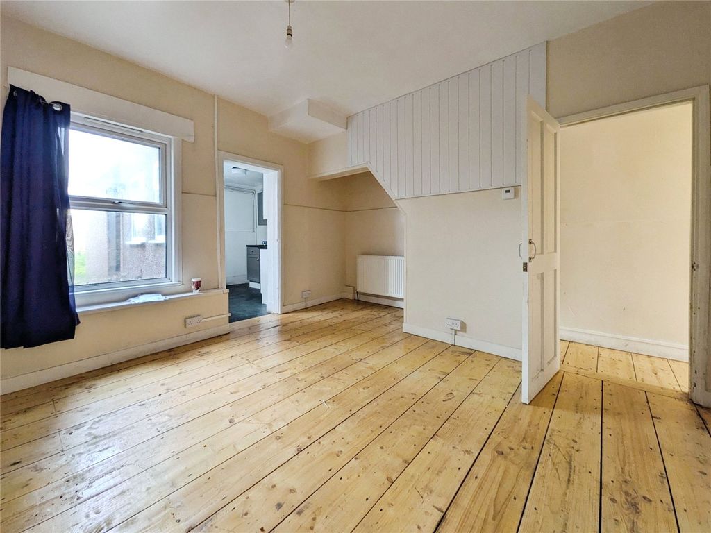 Property photo 3 of 10 Picture No. 08