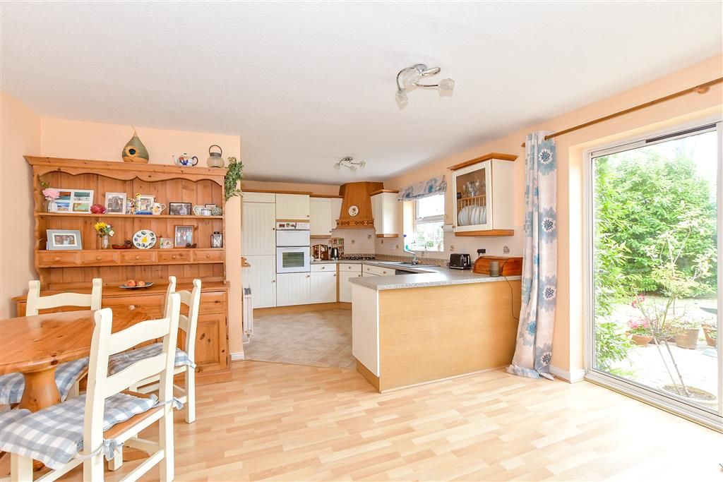 Property photo 3 of 13 Kitchen
