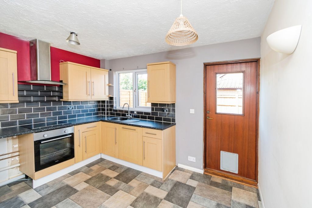 Property photo 2 of 17 Photo