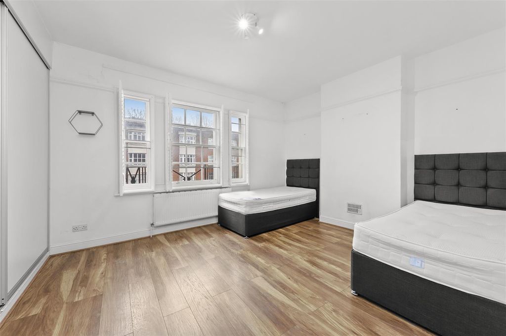 Property photo 3 of 14 Img_1102.Jpg