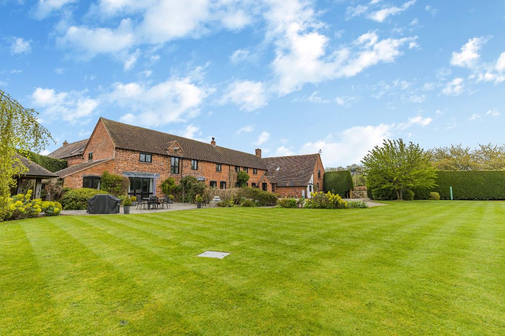 Property photo 2 of 16 Picture No. 05