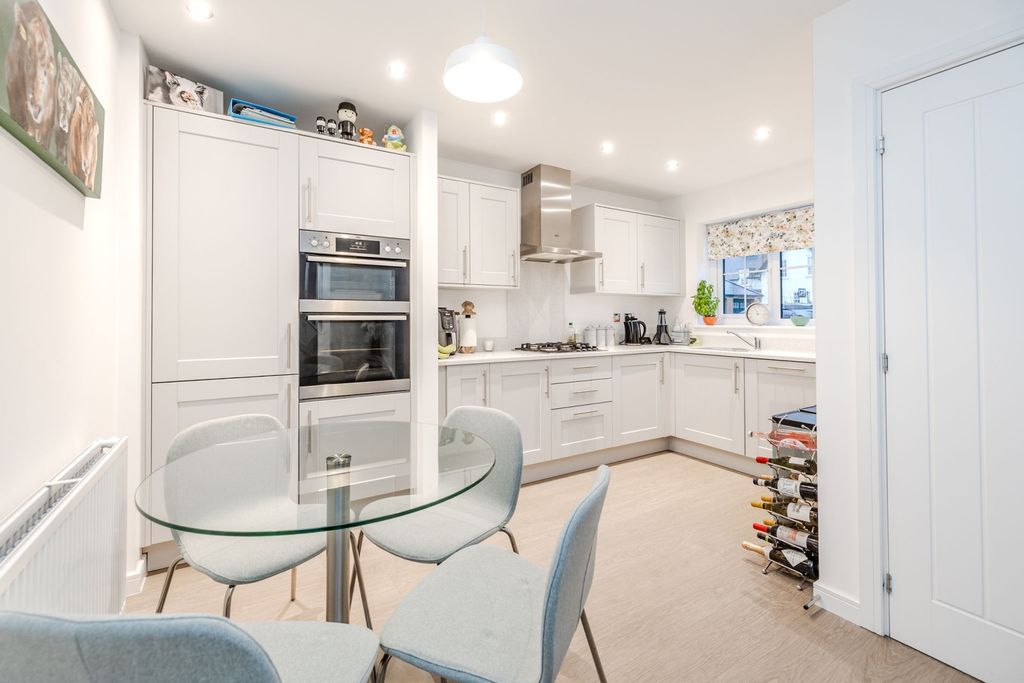 Property photo 3 of 24 28Barnabyway-Jamesonmanor-Ponteland-Ne200Es-18