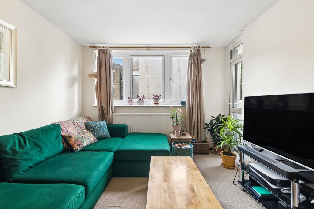 Property photo 1 of 16 1 (70)