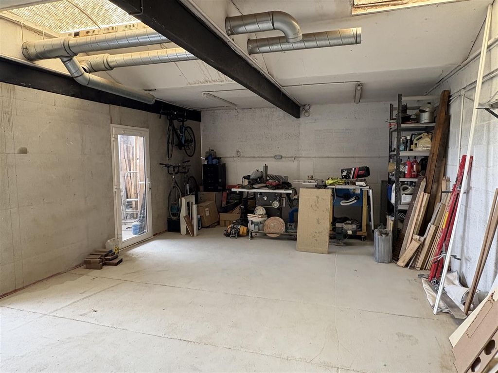 Property photo 3 of 8 Img_8099.Jpg
