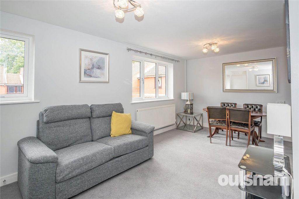 Property photo 2 of 17 Picture No. 11