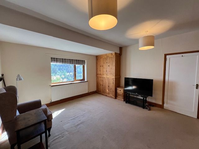 Property photo 2 of 31 Master Bedroom