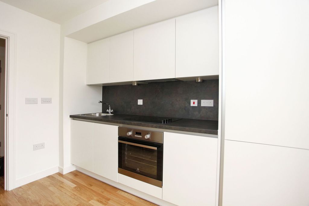 Property photo 2 of 7