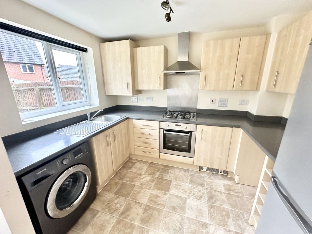 Property photo 2 of 11 Img_3073
