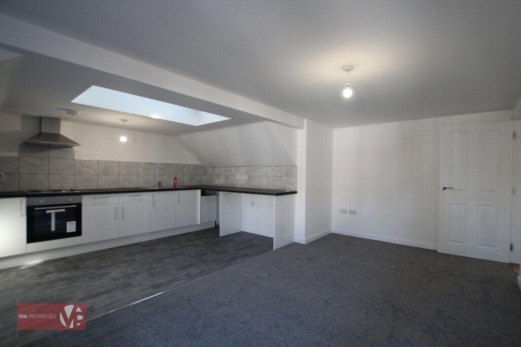 Property photo 3 of 14 Photo 4