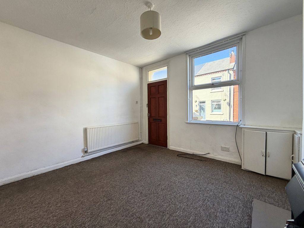 Property photo 3 of 15 Photo 4