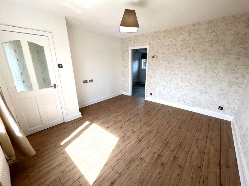 Property photo 2 of 16 Photo 9