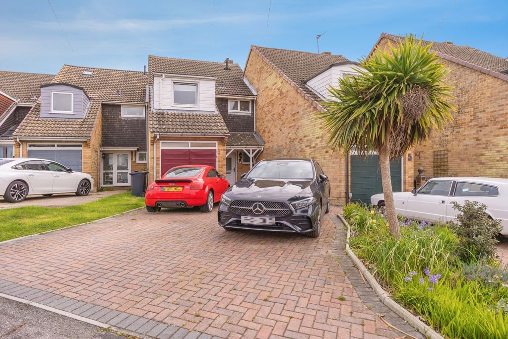 Property photo 1 of 24 Pbox-Img.Jpg