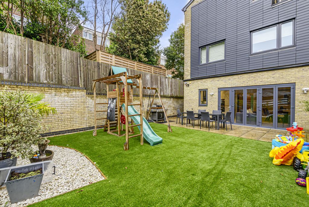 Property photo 3 of 23 851673 (9).Jpg