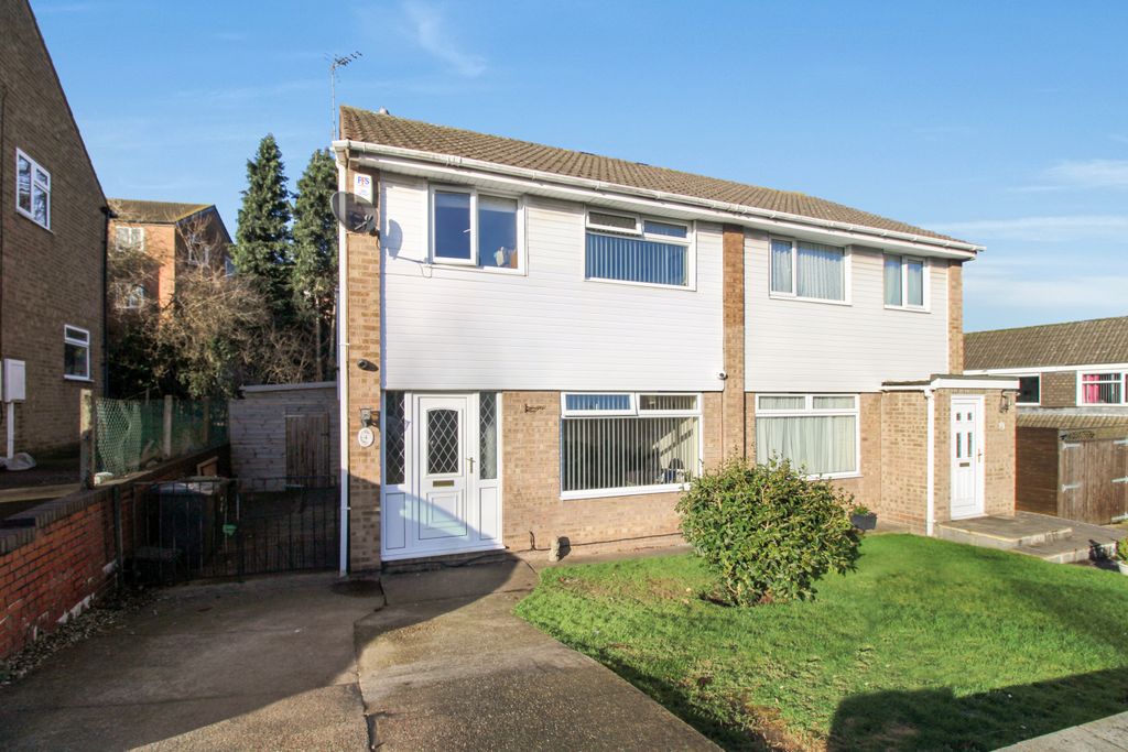 Property photo 1 of 10 Img_4013