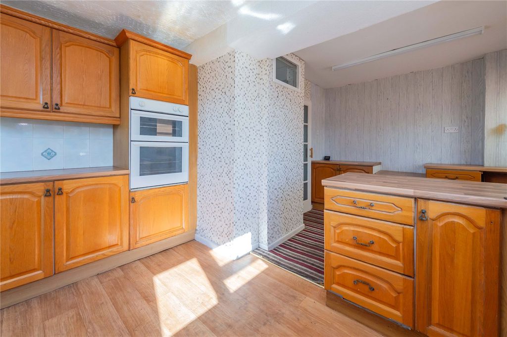 Property photo 2 of 25 Picture No. 20