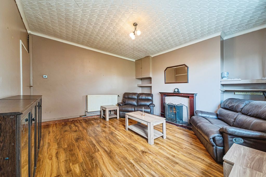 Property photo 3 of 13 Living Room