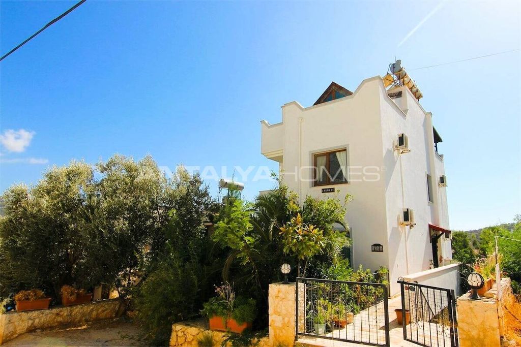 Property photo 1 of 22