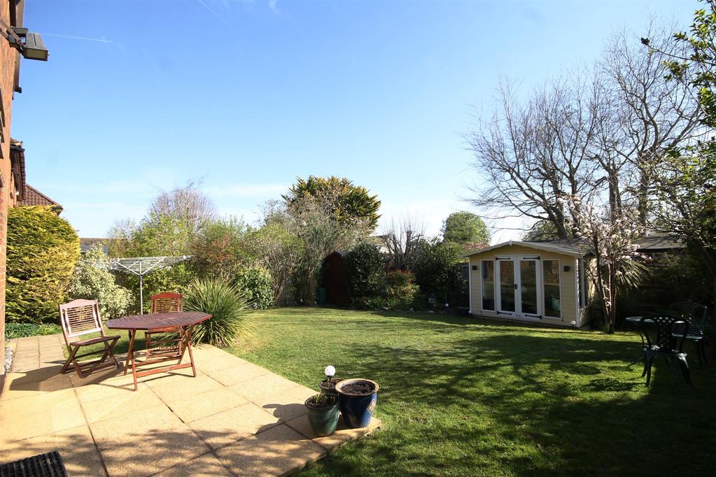 Property photo 2 of 16 ..Garden2.Jpg