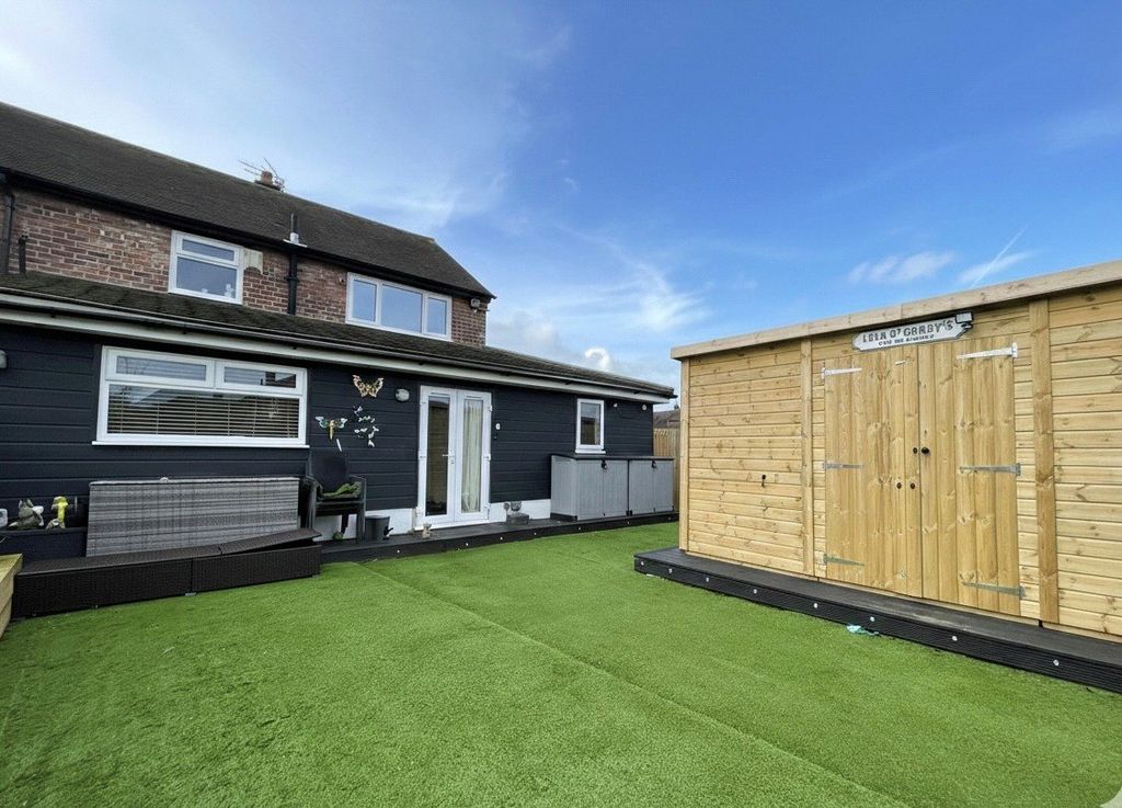 Property photo 1 of 21 Rear Aspect