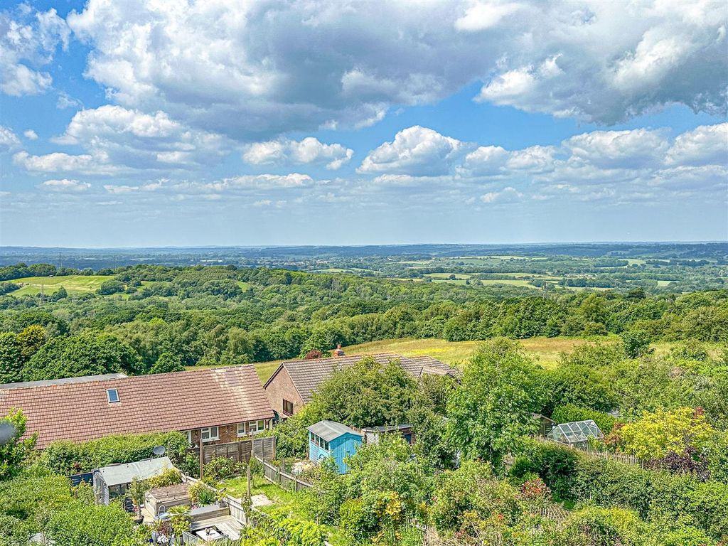 Property photo 2 of 25 Image00002_Alto.Jpg